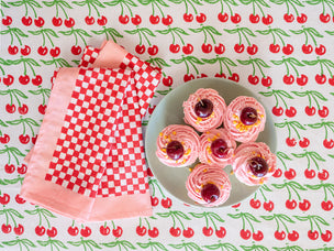 Table Cloth Cherry